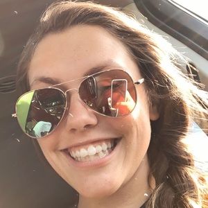 Meet your Posher, Marah